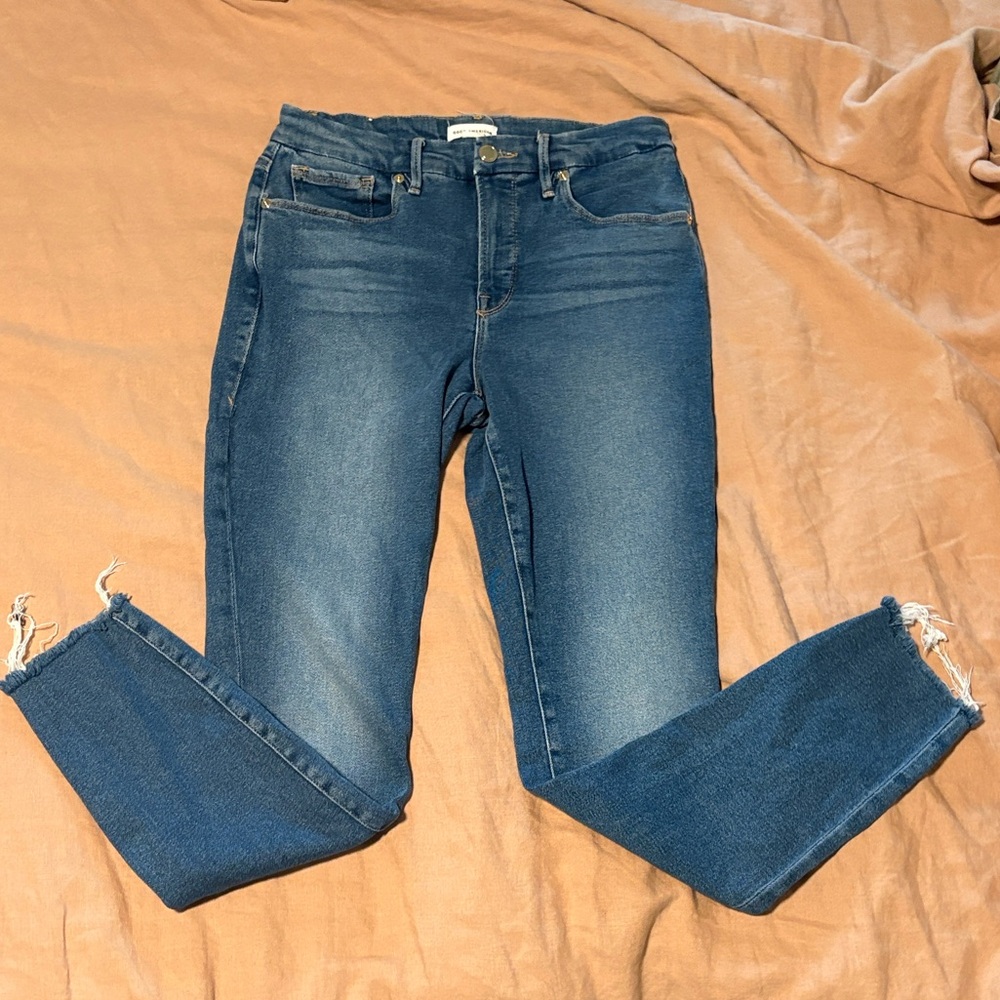 Good American Good Legs Light Blue Skinny Jeans - Picture 2 of 6